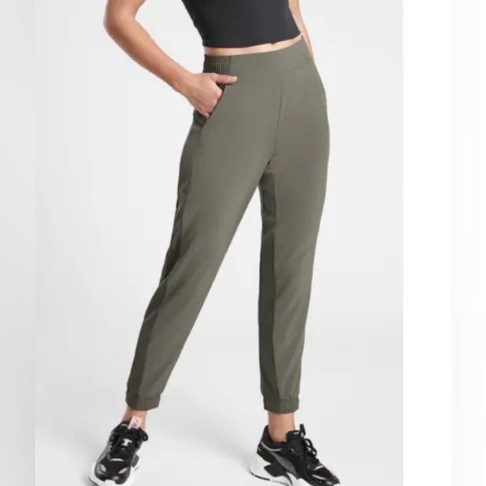 ATHLETA Brooklyn Jogger Size 14 Mountain Olive High Waist Travel Hiking Pants
